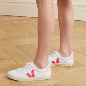 Veja Canvas Esplar Sneaker in White/Rose/ Petale sz 9 US (40 EU) coral pink fluo